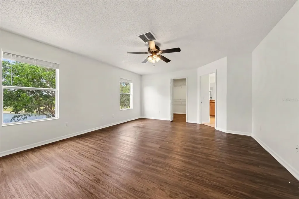 2512 Holly Pine Circle Orlando FL 32820