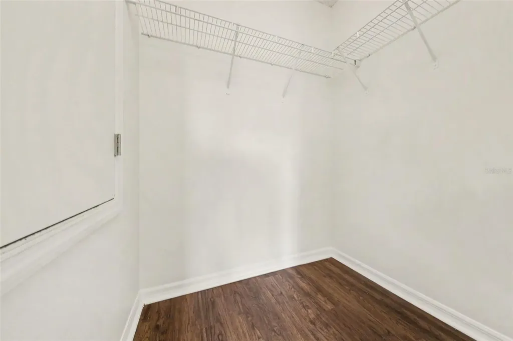 2512 Holly Pine Circle Orlando FL 32820
