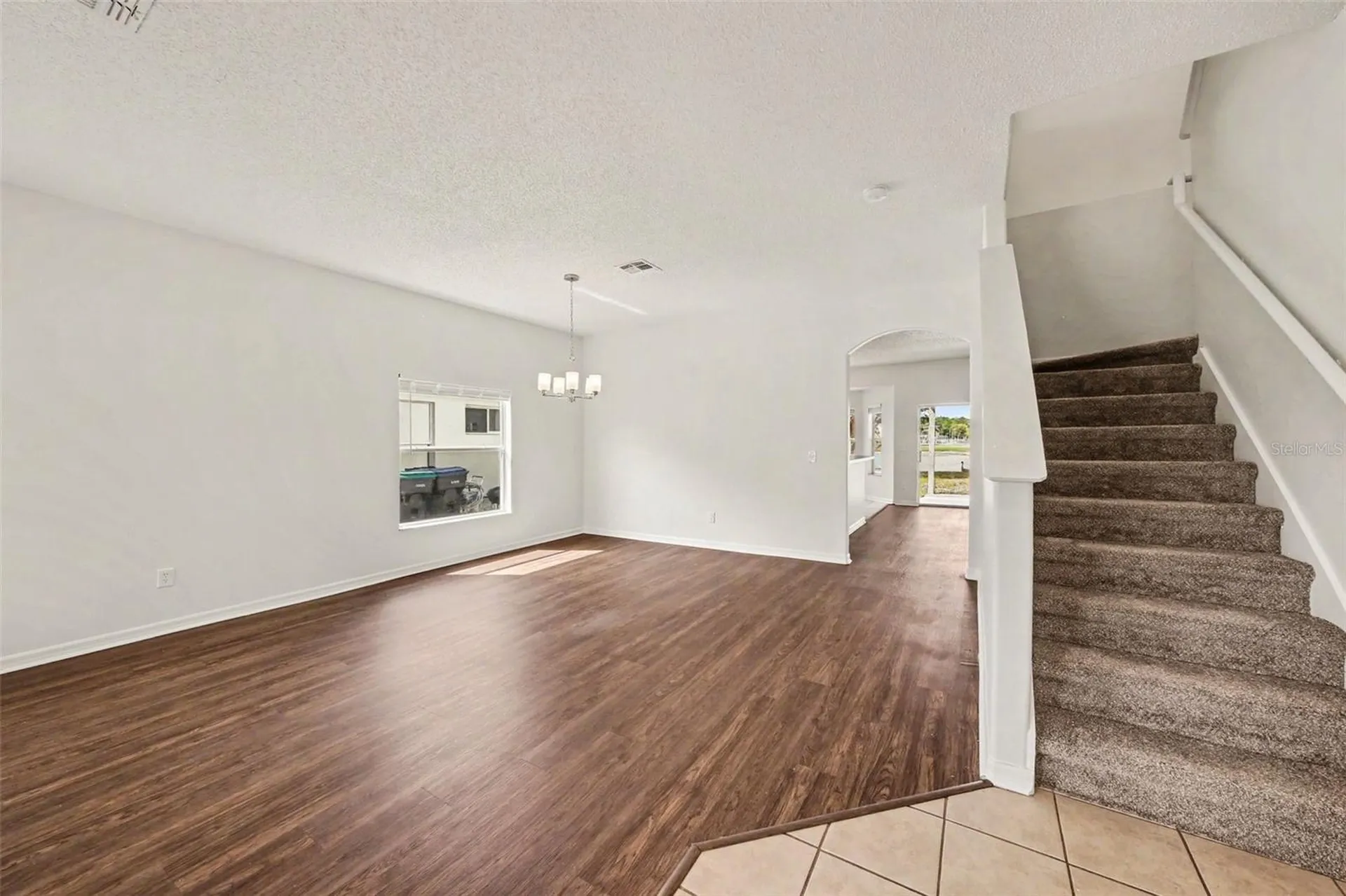 2512 Holly Pine Circle Orlando FL 32820