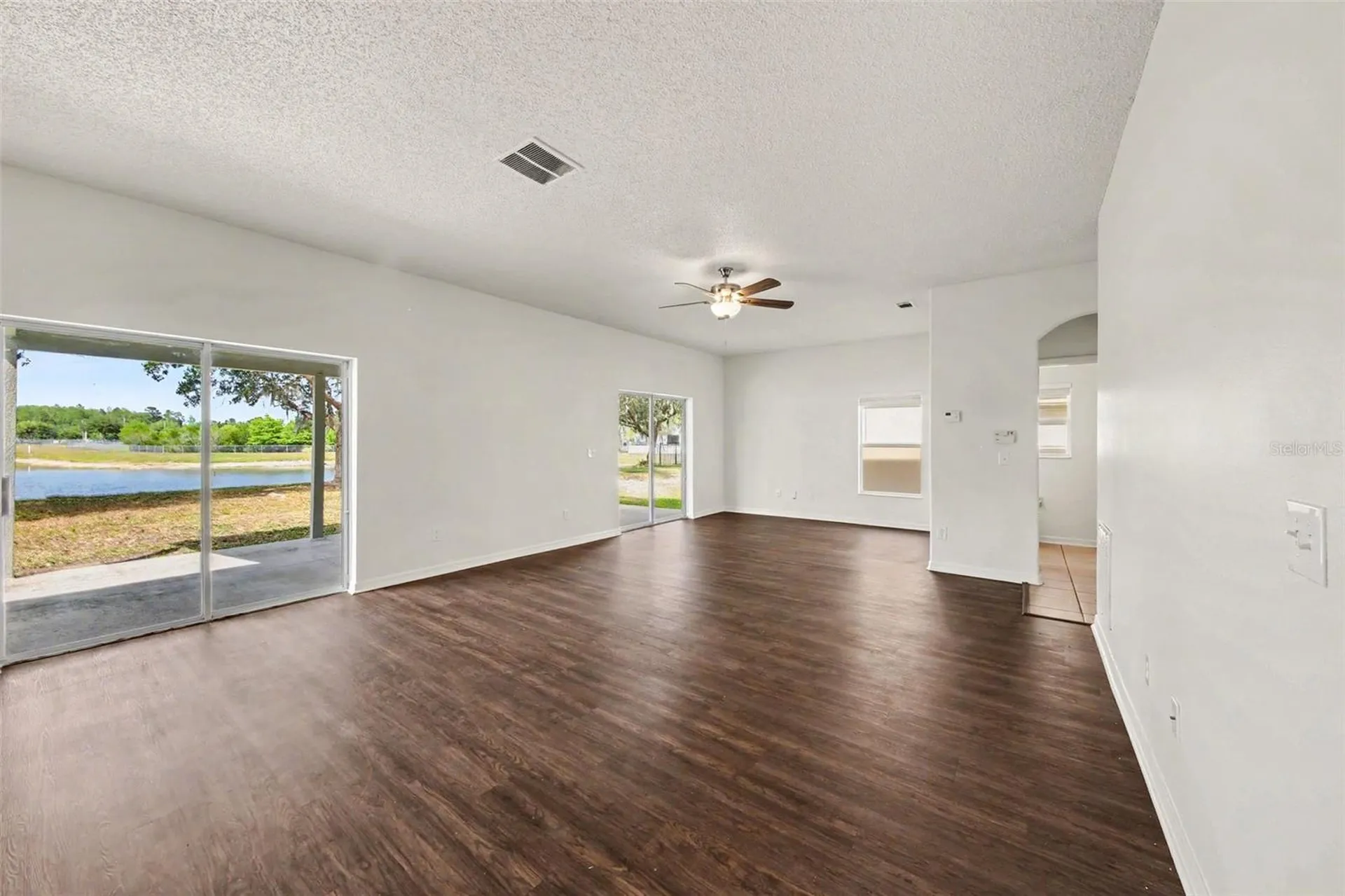 2512 Holly Pine Circle Orlando FL 32820