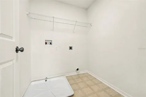 2512 Holly Pine Circle Orlando FL 32820