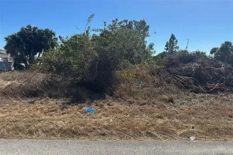 726 Cane Street E Lehigh Acres FL 33974