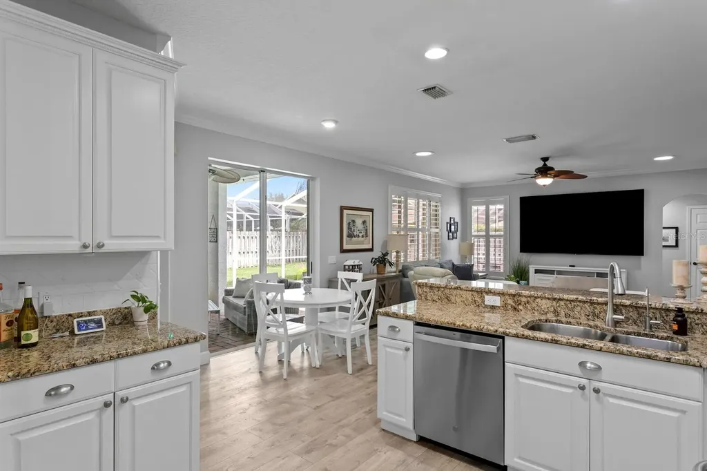 10111 Kingsbridge Avenue Tampa FL 33626