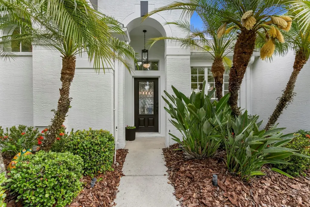 10111 Kingsbridge Avenue Tampa FL 33626