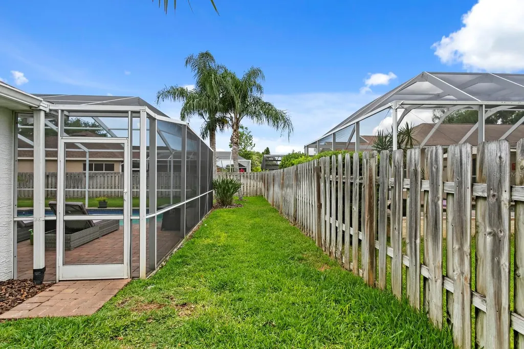 10111 Kingsbridge Avenue Tampa FL 33626