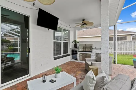 10111 Kingsbridge Avenue Tampa FL 33626