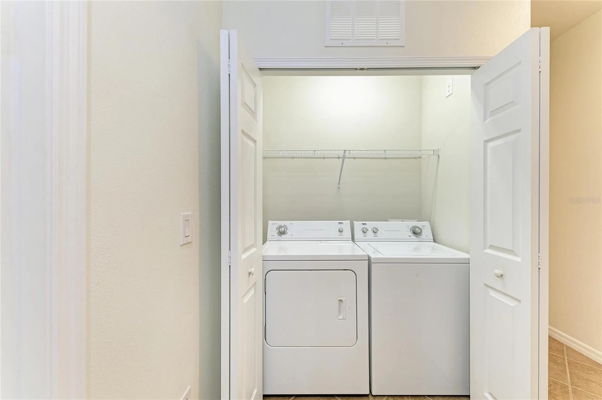 7906 Moonstone Drive Sarasota FL 34233