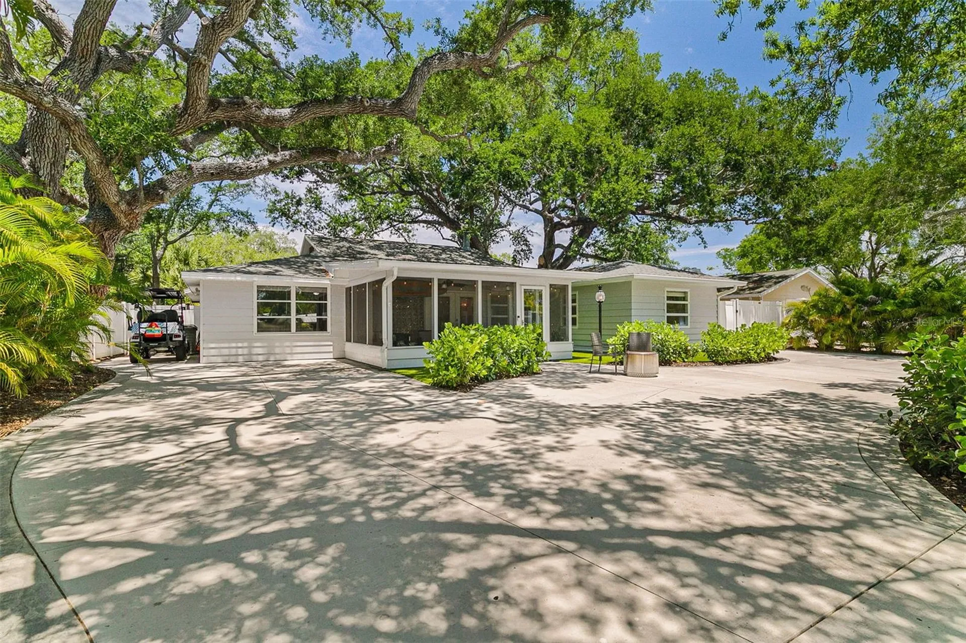 2215 Hibiscus Street Sarasota FL 34239