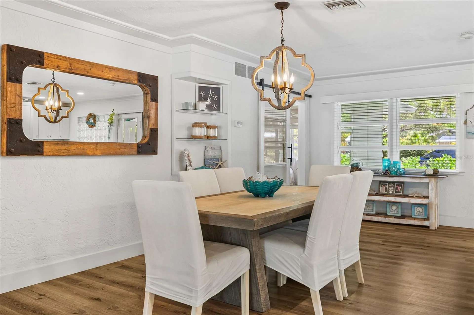 2215 Hibiscus Street Sarasota FL 34239