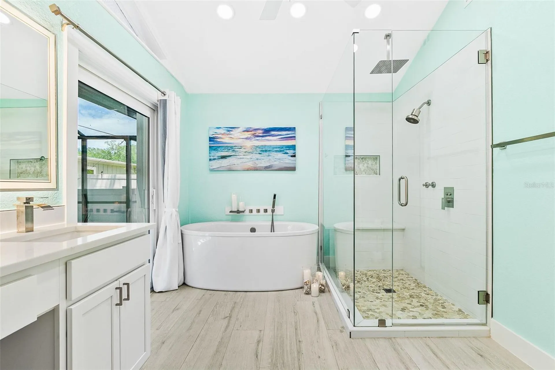 2215 Hibiscus Street Sarasota FL 34239