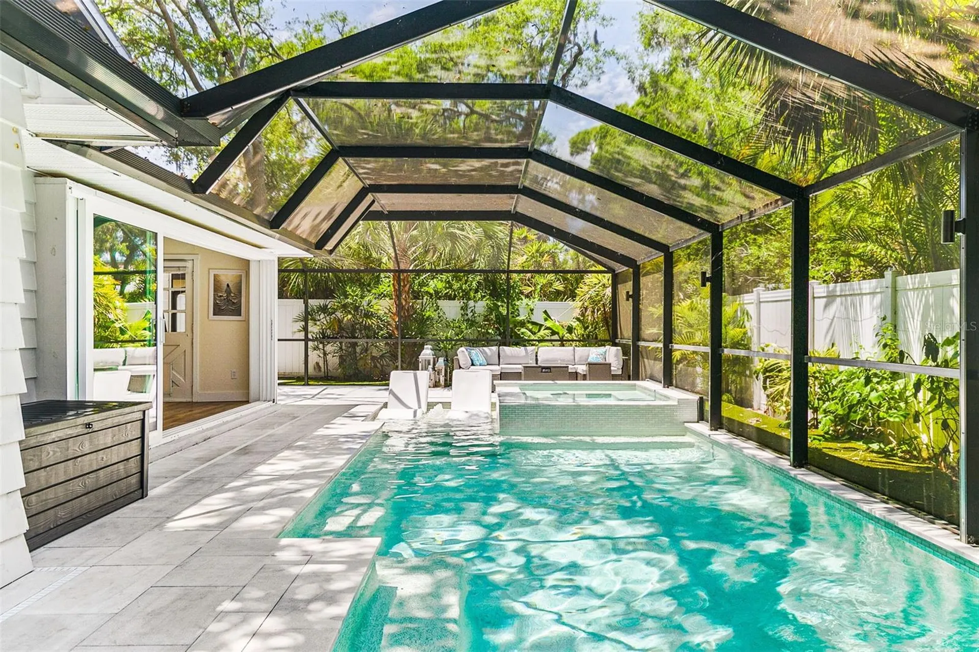 2215 Hibiscus Street Sarasota FL 34239