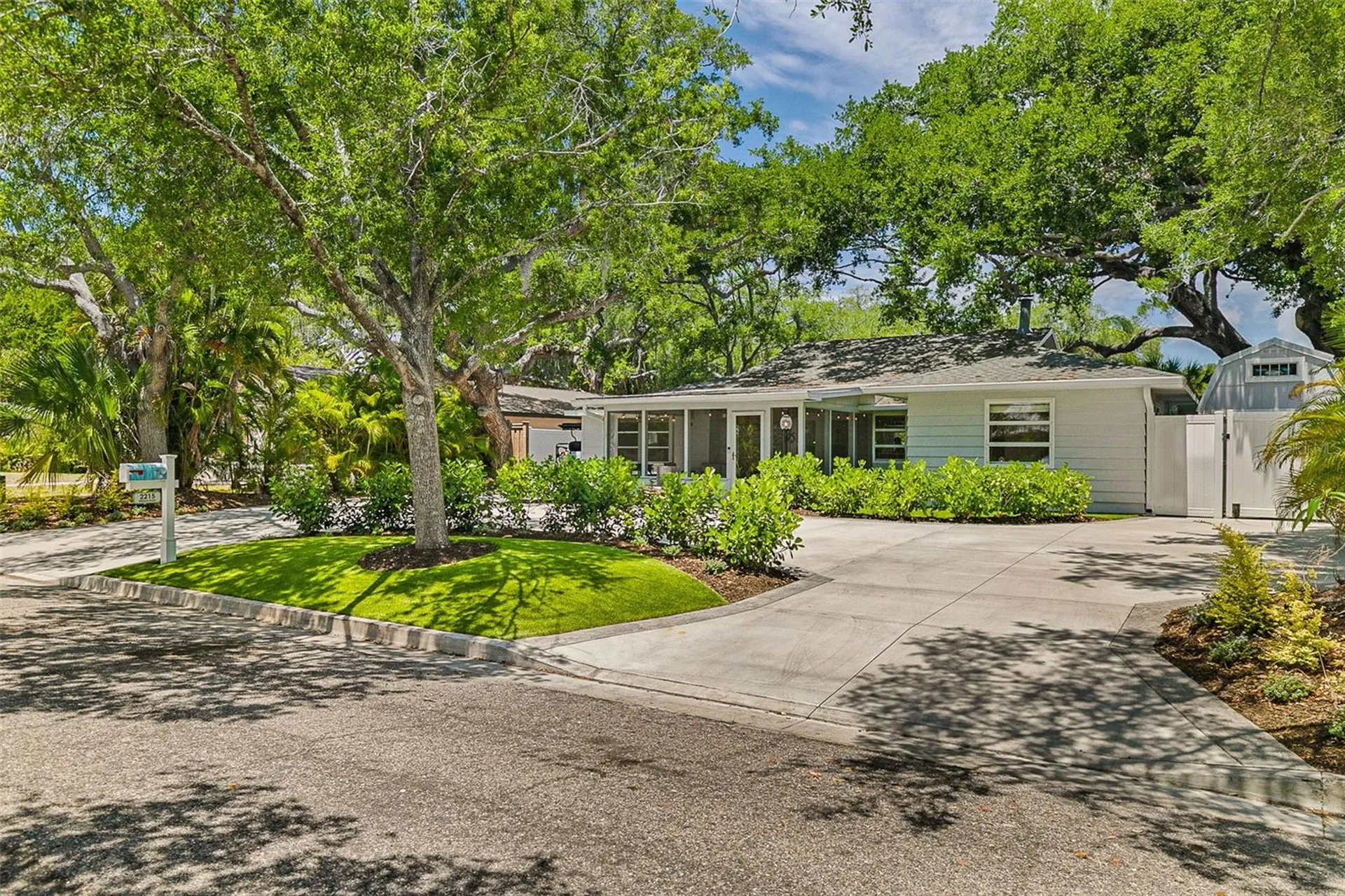 2215 Hibiscus Street Sarasota FL 34239