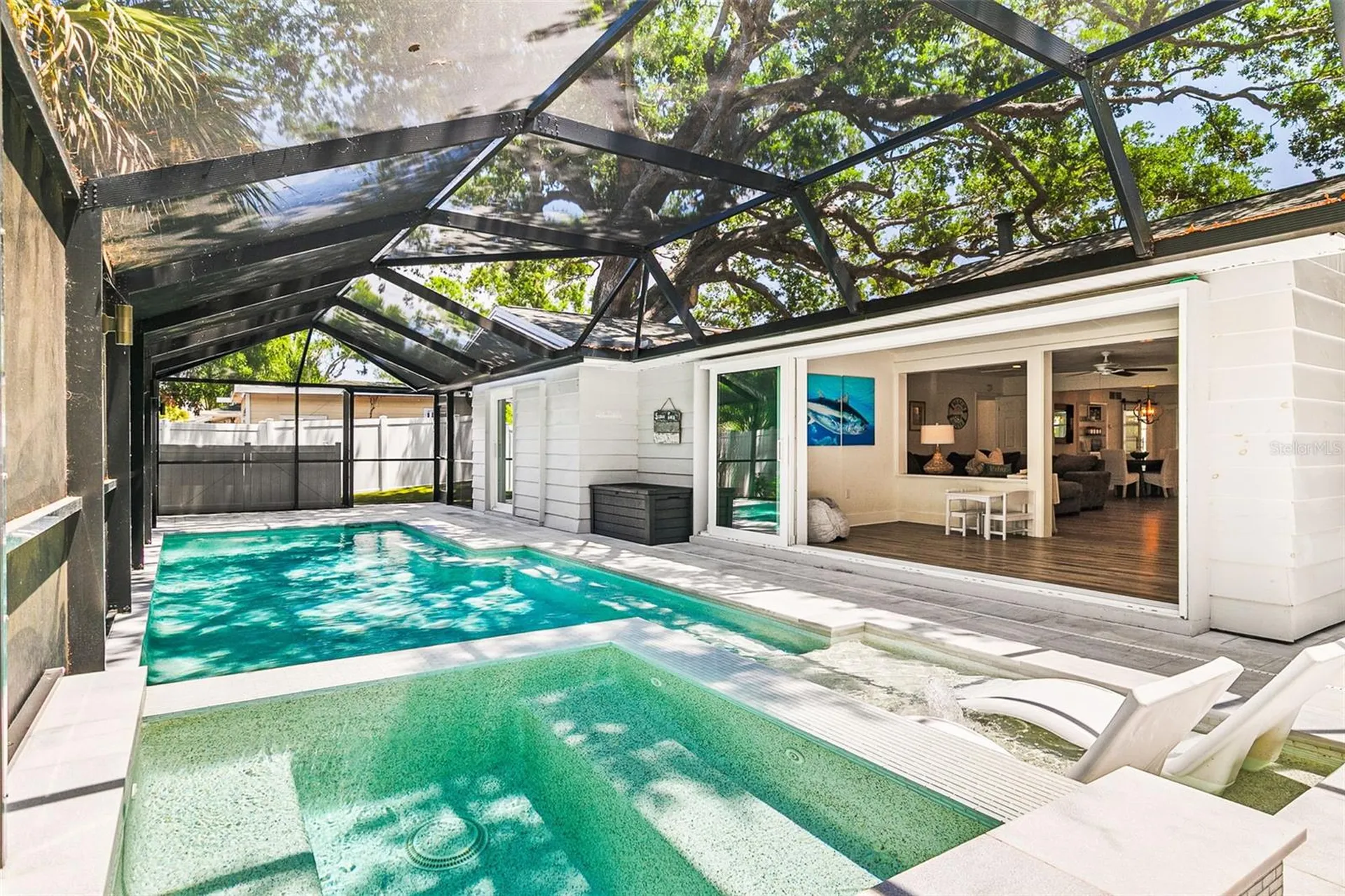 2215 Hibiscus Street Sarasota FL 34239