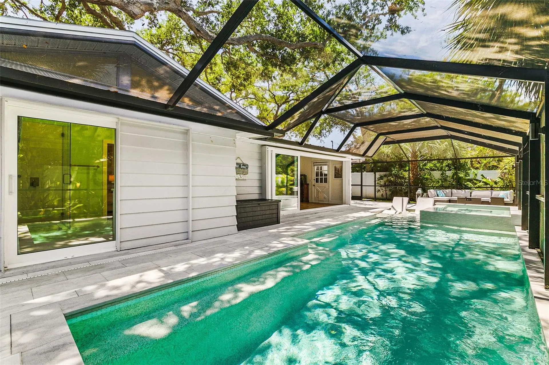 2215 Hibiscus Street Sarasota FL 34239