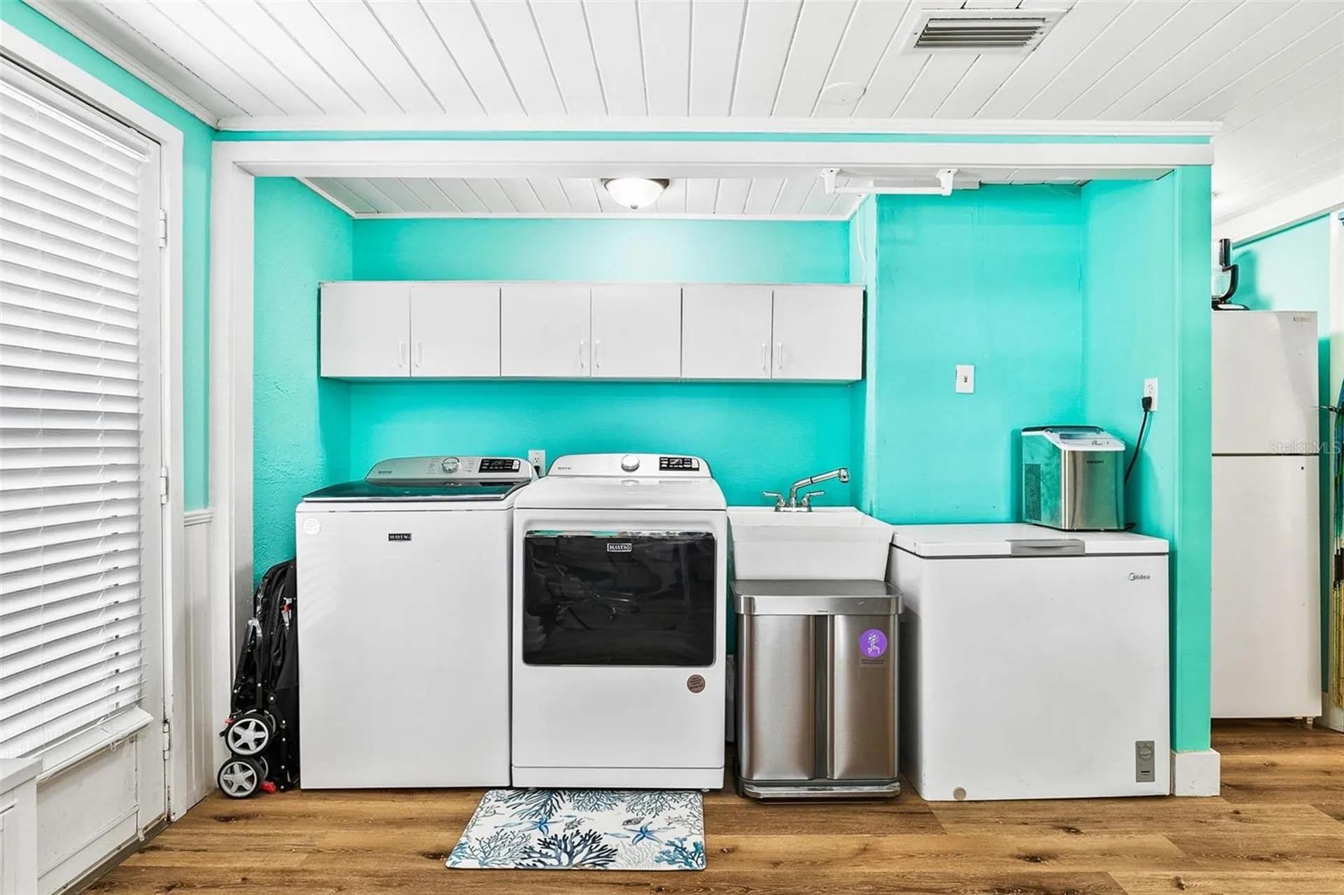 2215 Hibiscus Street Sarasota FL 34239