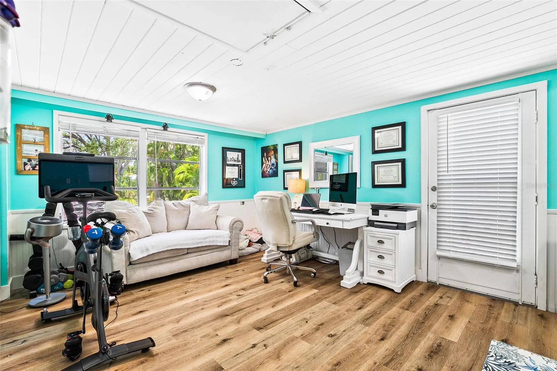 2215 Hibiscus Street Sarasota FL 34239