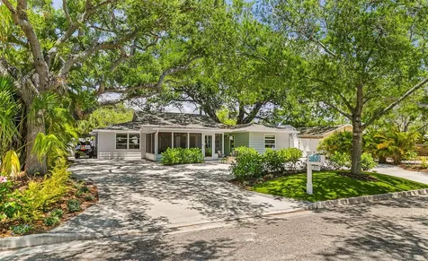 2215 Hibiscus Street Sarasota FL 34239