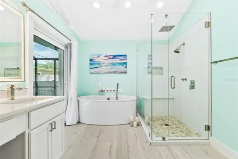 2215 Hibiscus Street Sarasota FL 34239