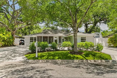 2215 Hibiscus Street Sarasota FL 34239