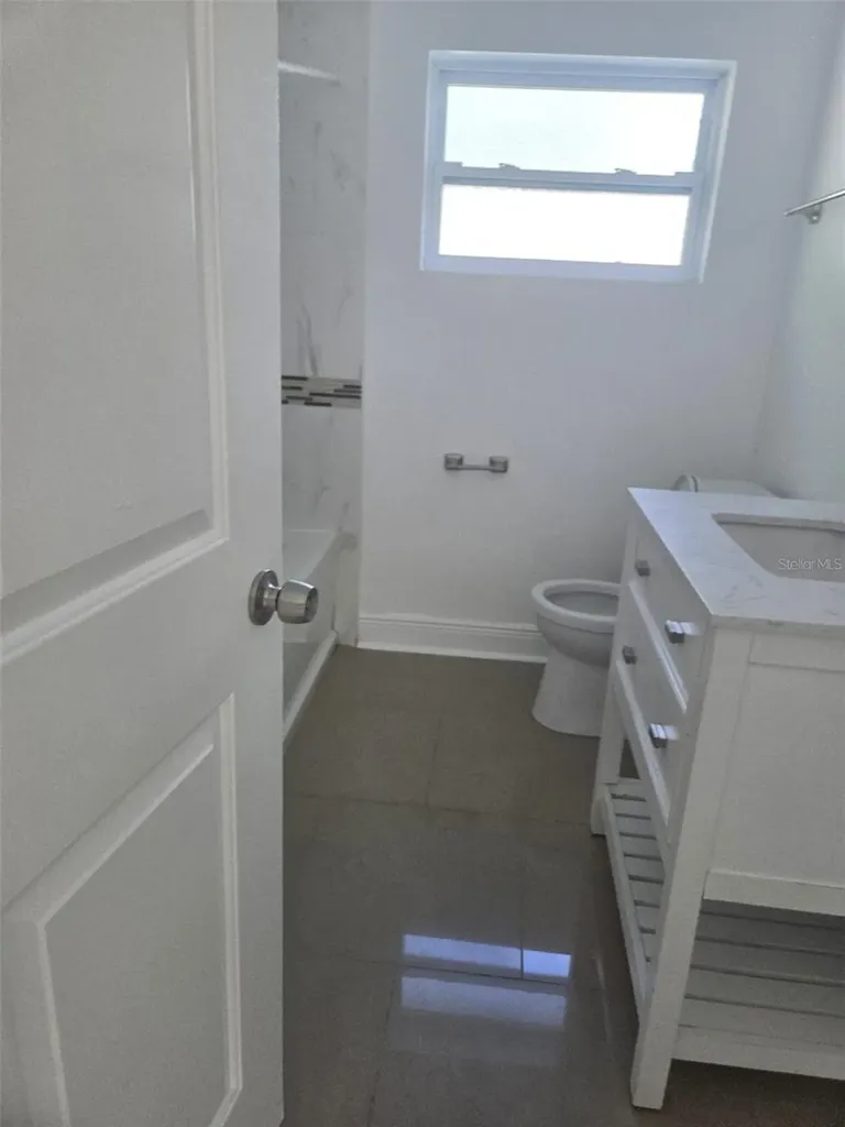 8704 N Renfrew Place Tampa FL 33604