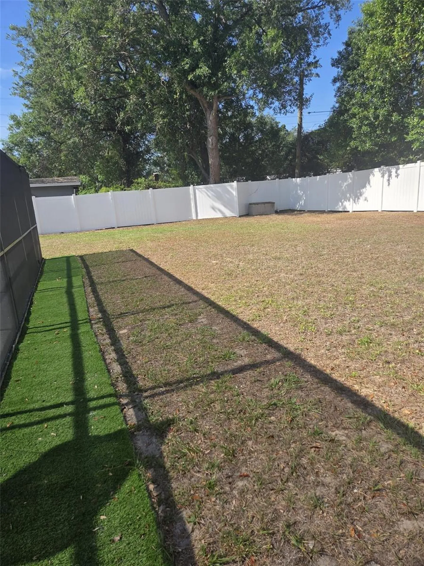 8704 N Renfrew Place Tampa FL 33604