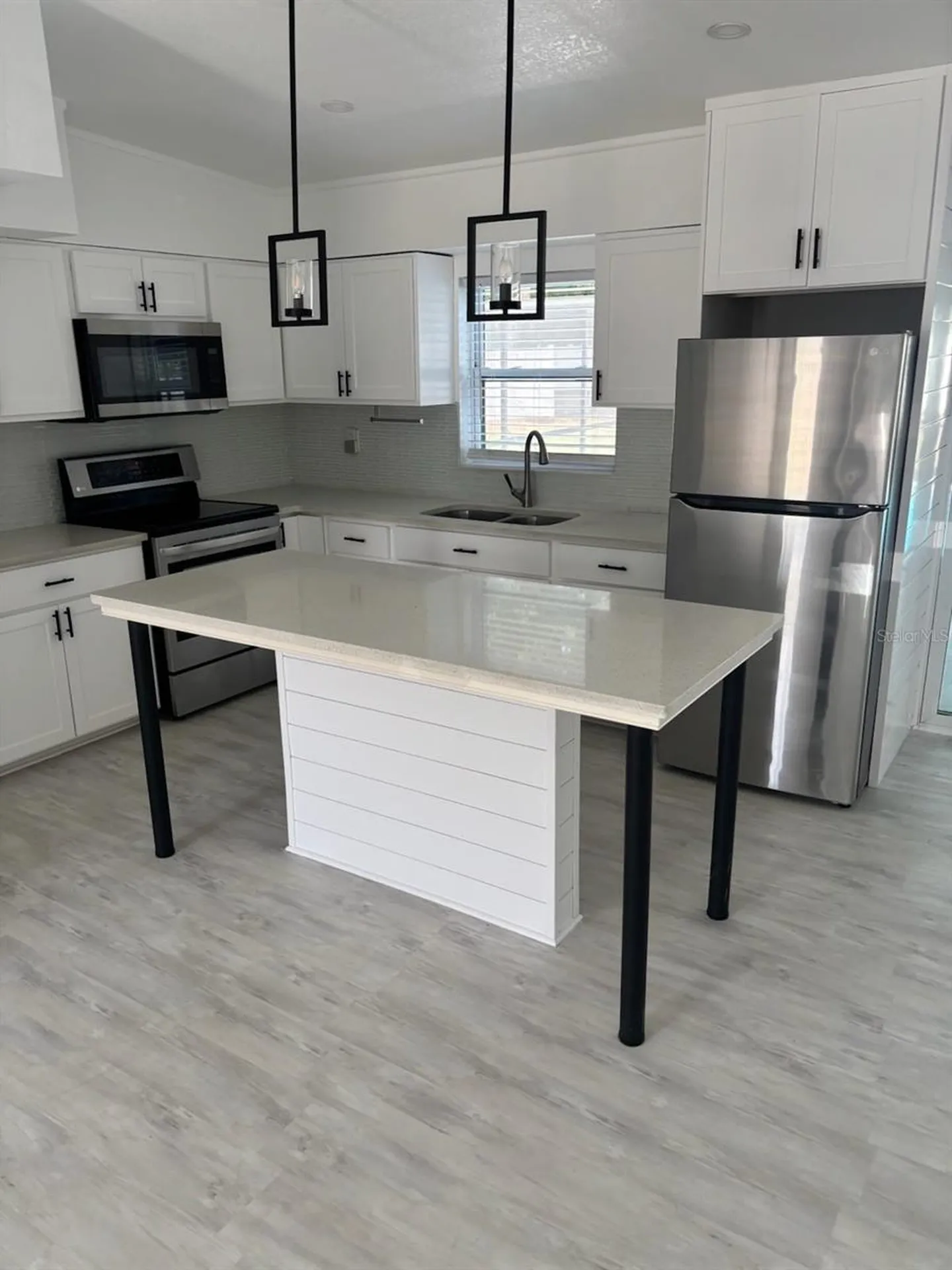 8704 N Renfrew Place Tampa FL 33604