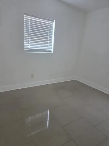 8704 N Renfrew Place Tampa FL 33604