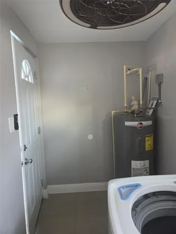 8704 N Renfrew Place Tampa FL 33604