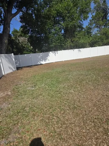 8704 N Renfrew Place Tampa FL 33604