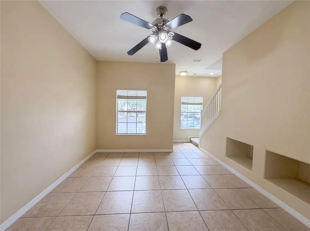 8548 Gablebend Way Tampa FL 33647