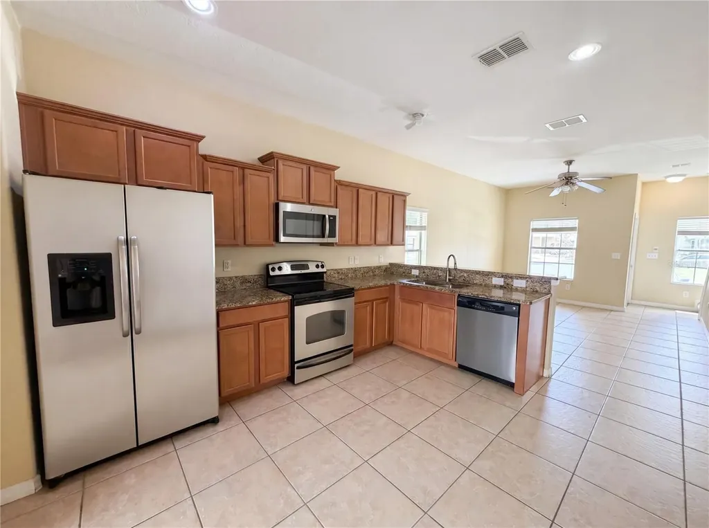 8548 Gablebend Way Tampa FL 33647