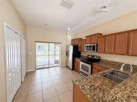 8548 Gablebend Way Tampa FL 33647