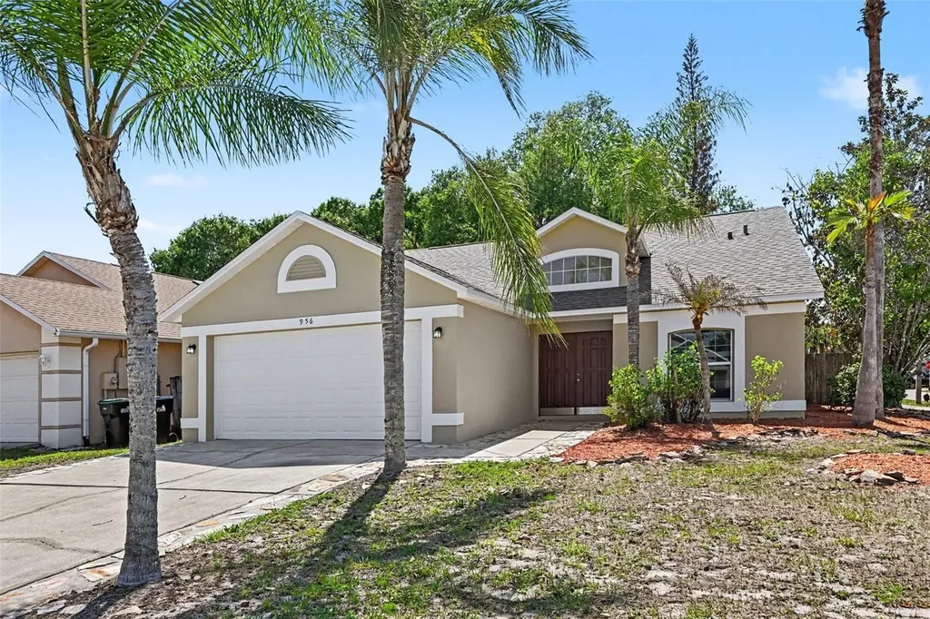 956 Old Barn Road Orlando FL 32825
