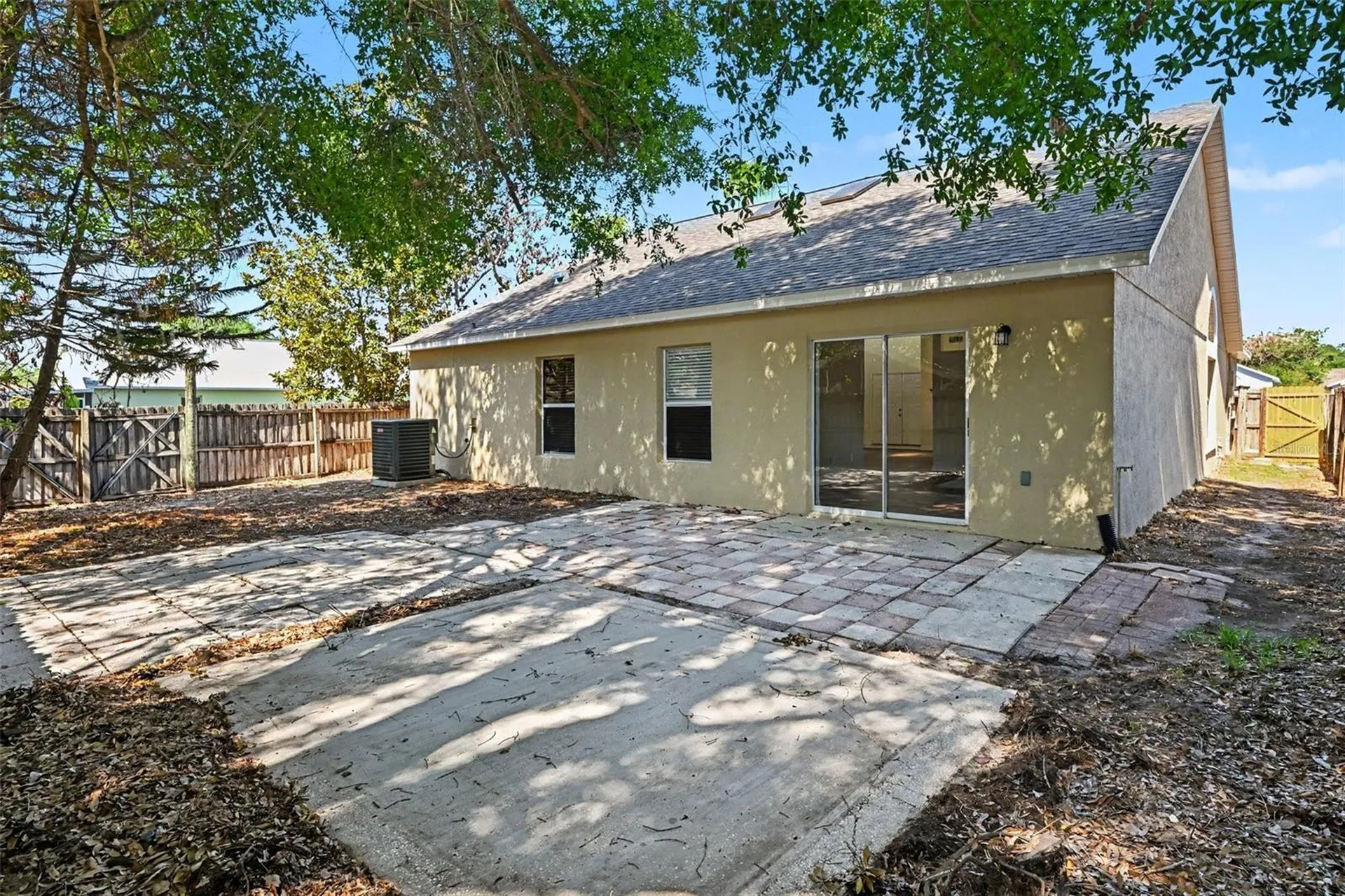 956 Old Barn Road Orlando FL 32825