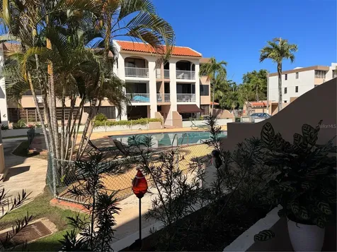 9 Laguna Ave Cond Monterrey Estates Carolina PR 00979