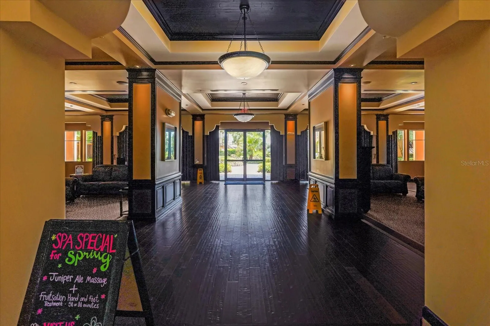 8101 Resort Village Drive Orlando FL 32821