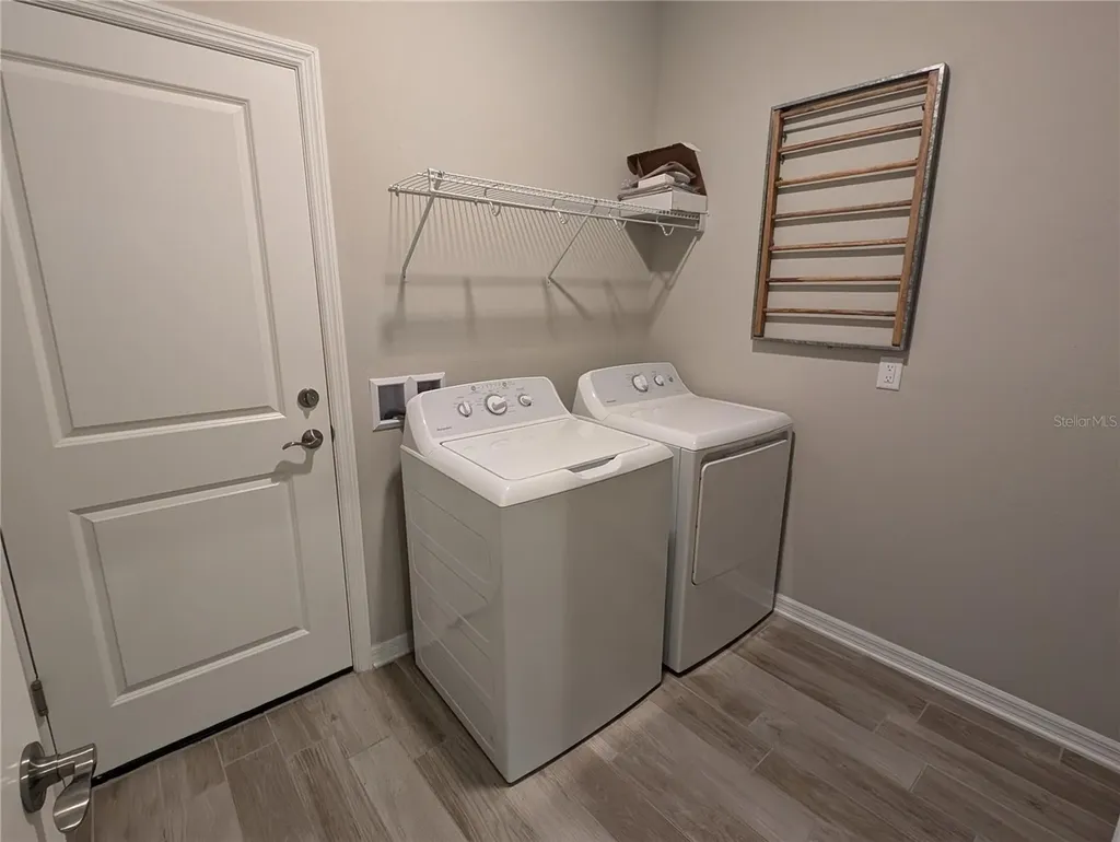 8545 Cache Drive Sarasota FL 34240