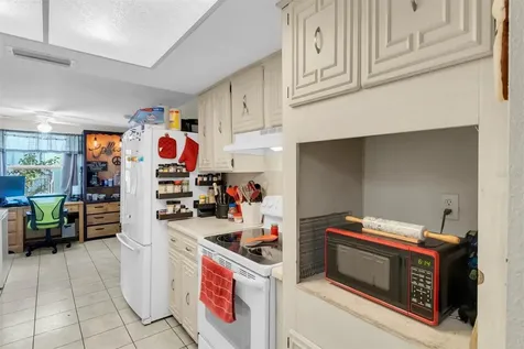 9320 Lido Lane Port Richey FL 34668