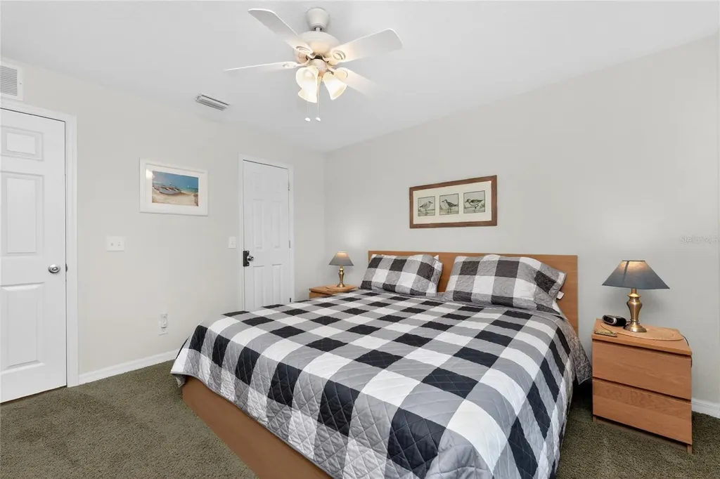 9451 Brewton Avenue Englewood FL 34224