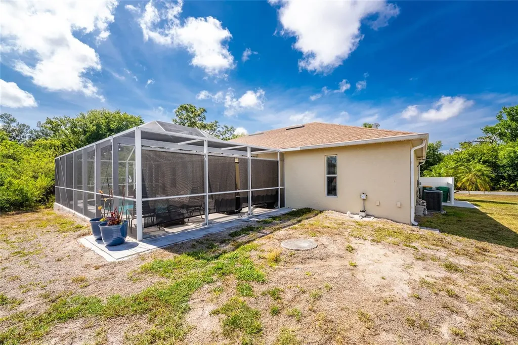 9451 Brewton Avenue Englewood FL 34224
