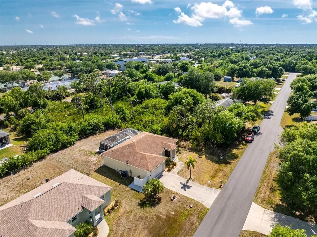 9451 Brewton Avenue Englewood FL 34224