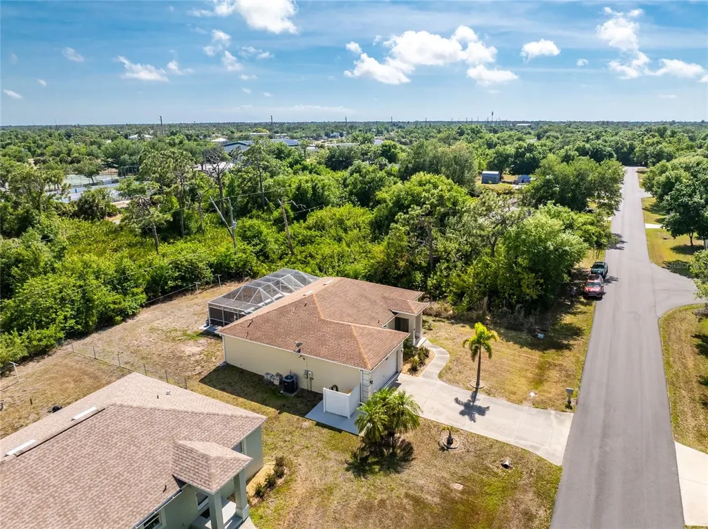 9451 Brewton Avenue Englewood FL 34224