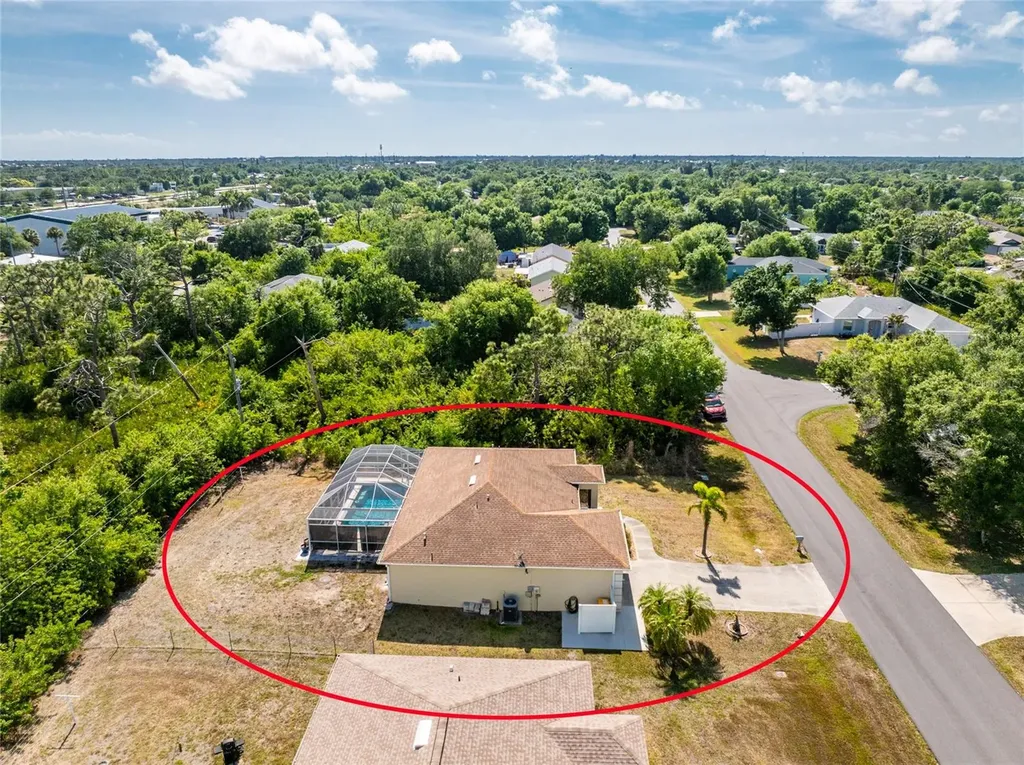 9451 Brewton Avenue Englewood FL 34224