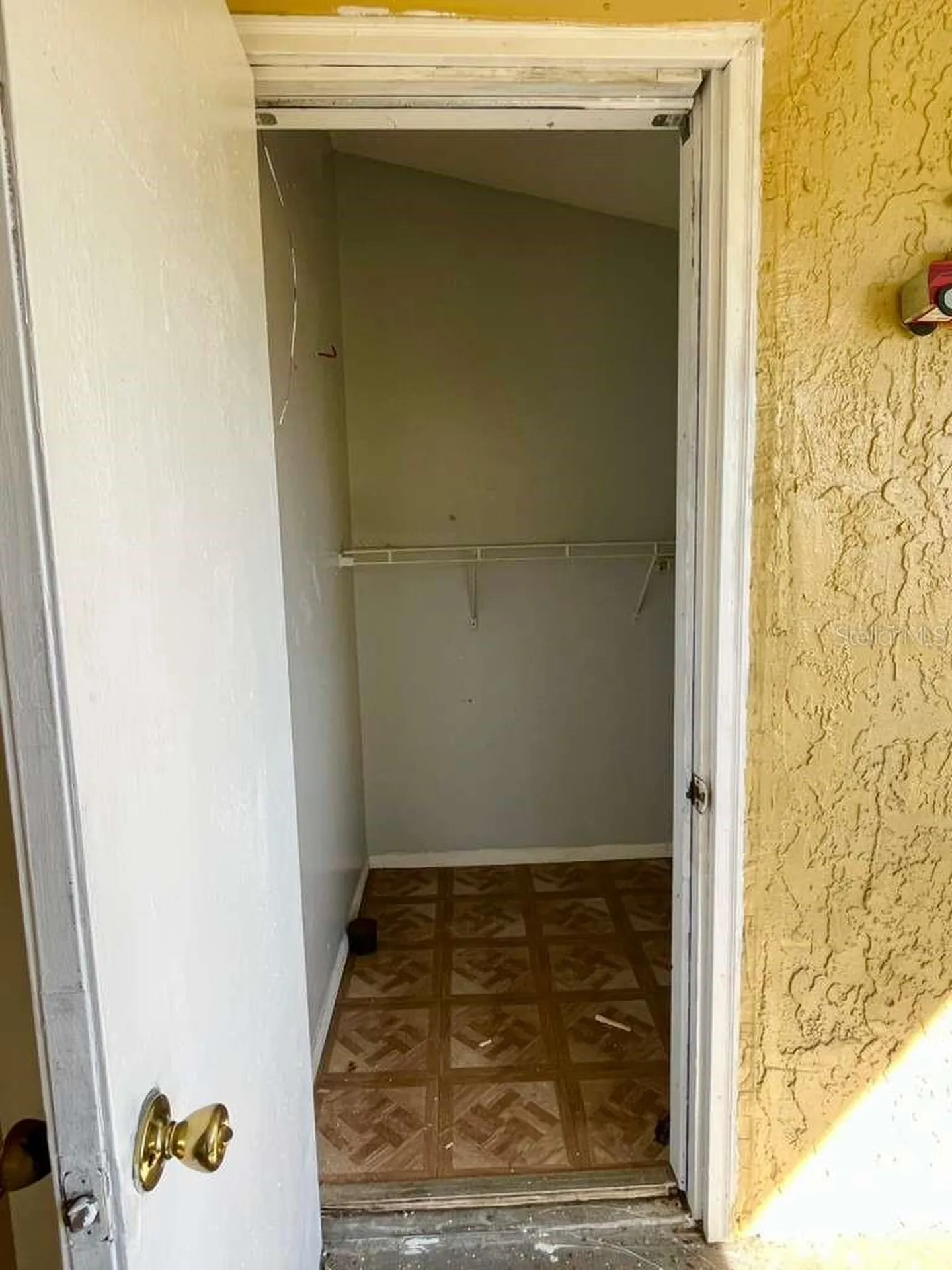 108 Creekside Way Orlando FL 32824