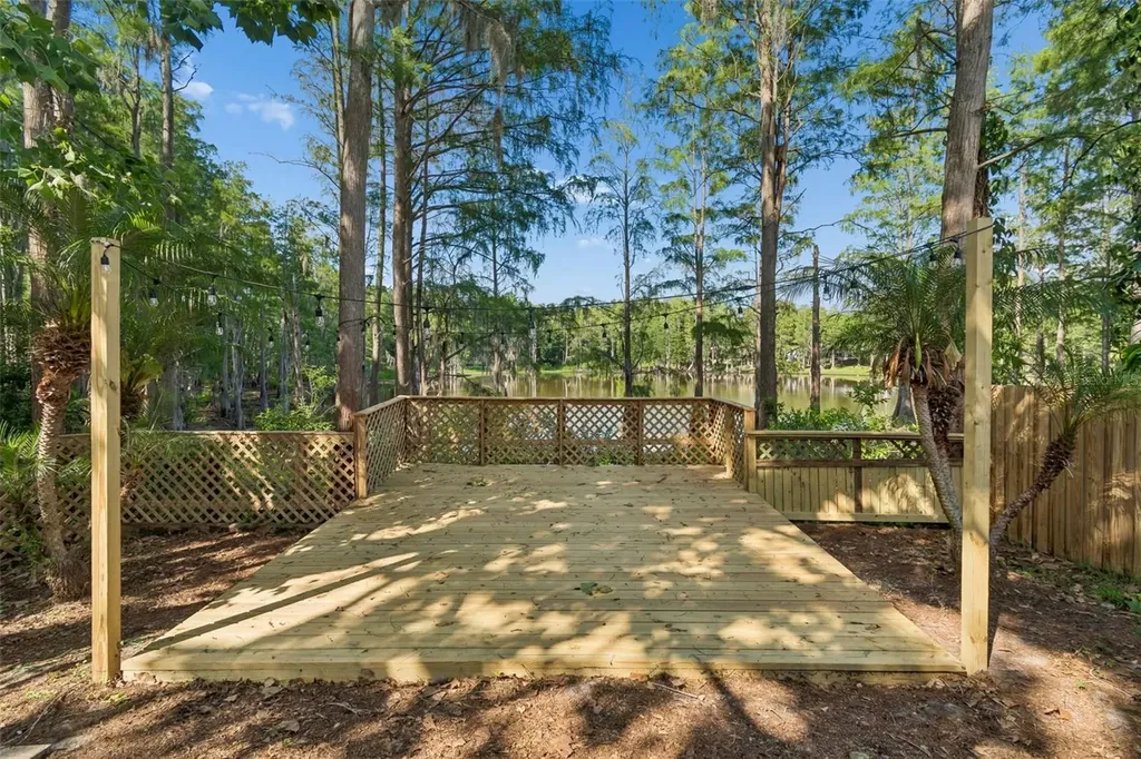 3410 Laurel Dale Drive Tampa FL 33618