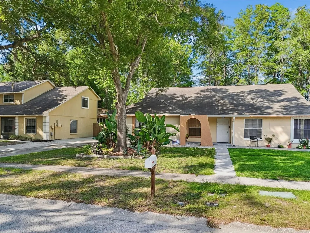 3410 Laurel Dale Drive Tampa FL 33618
