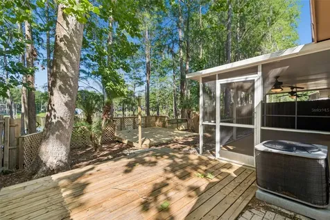 3410 Laurel Dale Drive Tampa FL 33618