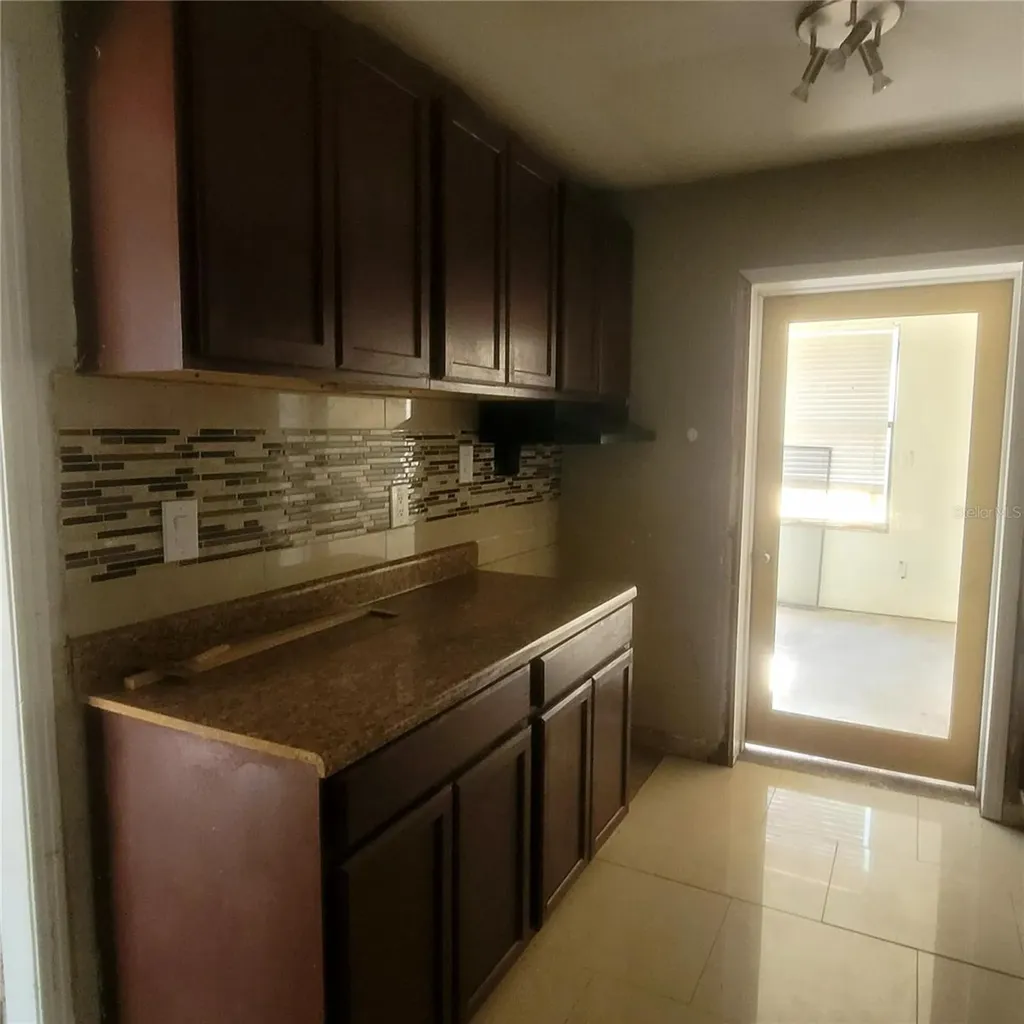 7503 Coral Vine Lane Tampa FL 33619