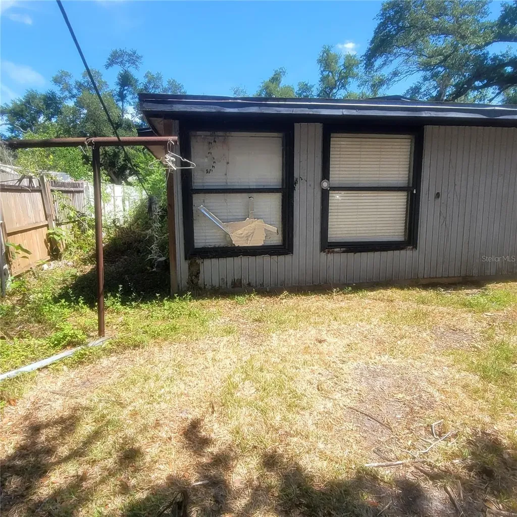 7503 Coral Vine Lane Tampa FL 33619