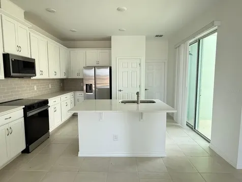 498 Winsome Alley Groveland FL 34736